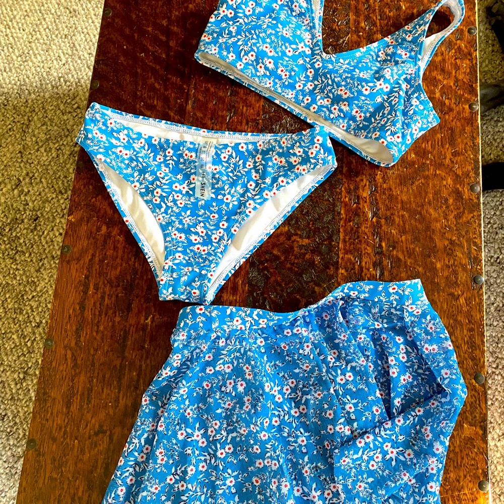Girl SHEIN bikini with cover-up skirt, size 140 (worn at 12)